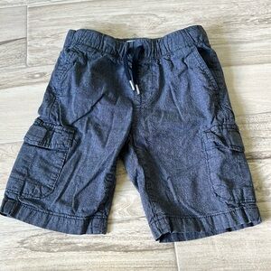 • Old Navy lightweight denim chambray shorts, 6/7 •